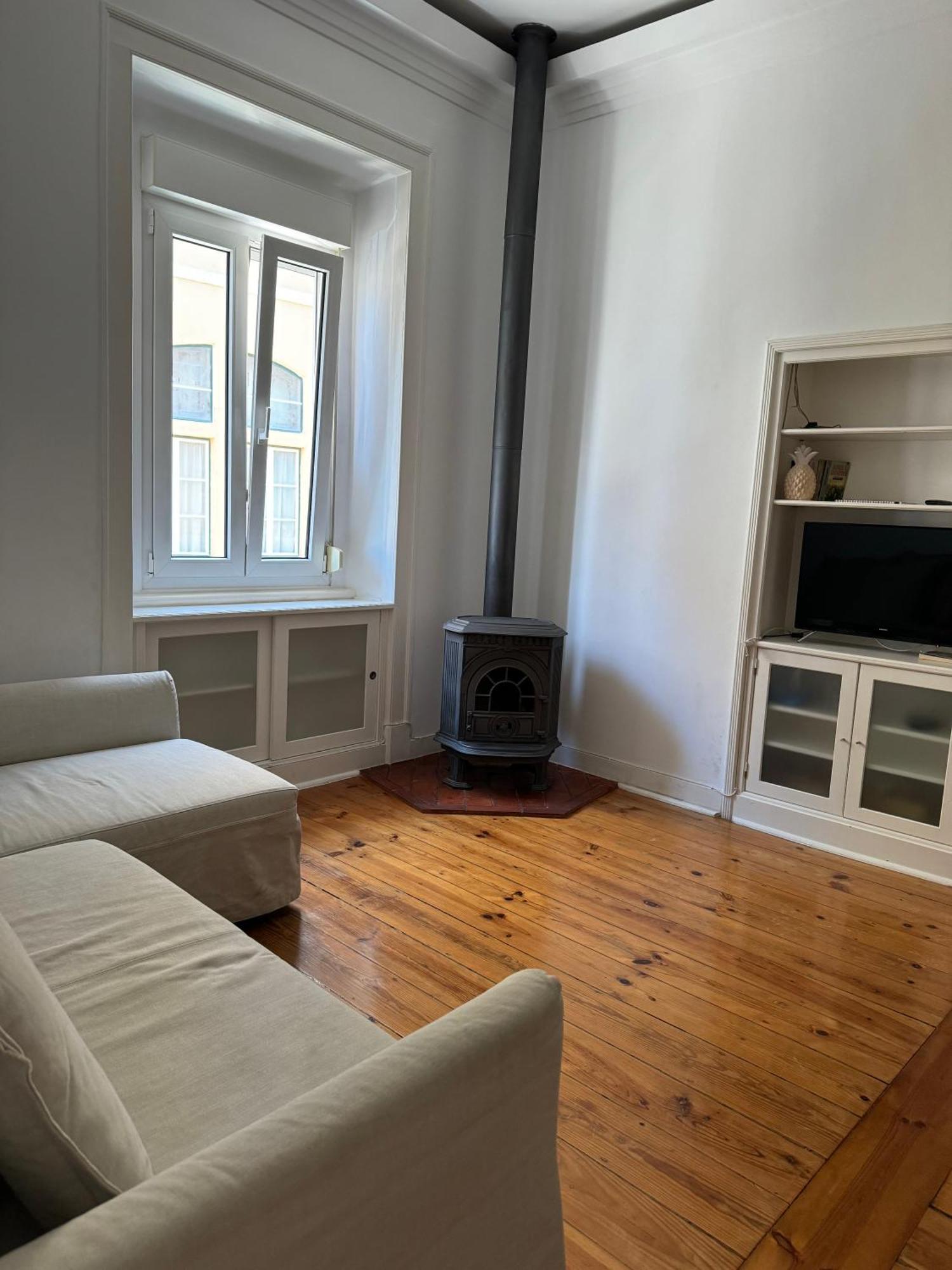 The House In Intendente Lisbon Exterior photo